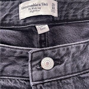 Abercrombie & Fitch Curve Love High Rise Jeans